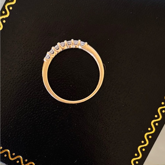 10k Gold Pave Diamond Band Ring size 7 - Picture 4 of 7